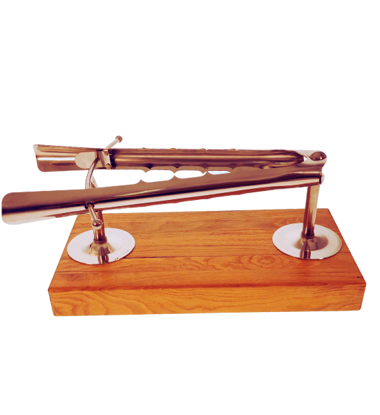 Stojalo za pršut Hrast  – ročno izdelano inox stojalo z masivnim hrastovim podstavkom